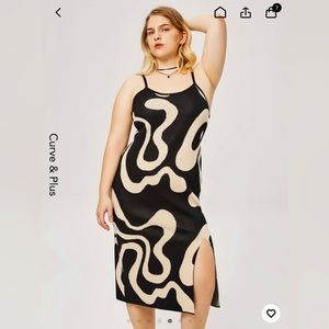 Jersey U-Neckline Contrasting Split Knit Midi Dress (Plus size)